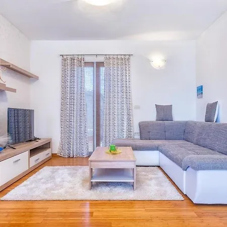 Ferienwohnung Fur 6 Personen Ca 60 Qm In Sikici, Istrien Istrische Riviera Pula