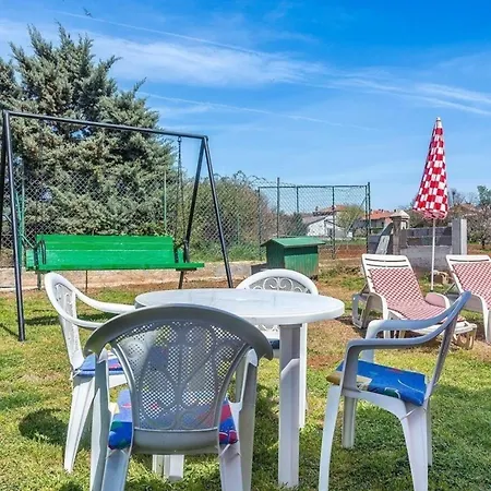 Ferienwohnung Fur 6 Personen Ca 60 Qm In Sikici, Istrien Istrische Riviera Apartment *