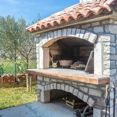 Ferienwohnung Fur 6 Personen Ca 60 Qm In Sikici, Istrien Istrische Riviera * Pula